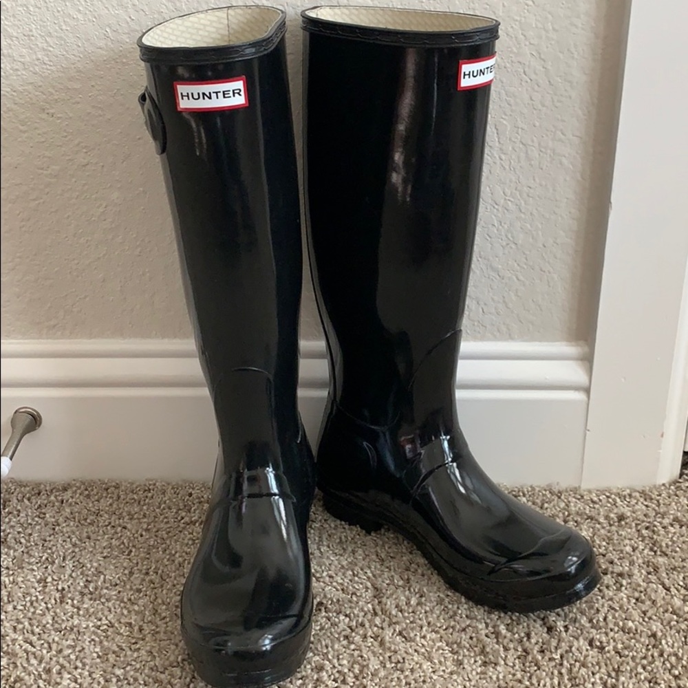 Hunter Black Gloss Boots US 6M